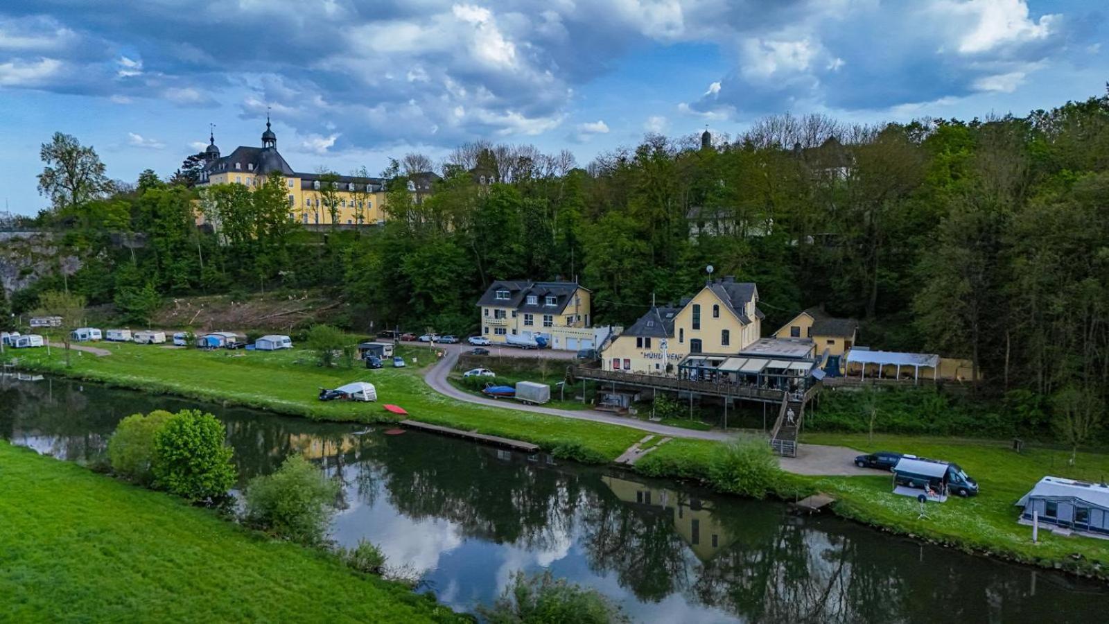 Ferienwohnung Riverside Resort Idyllisch Direkt An Der Lahn Diez Zewnętrze zdjęcie